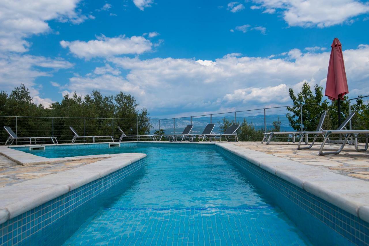 Holiday House Rosalia With Seaview And Swimming Pool Suzan エクステリア 写真