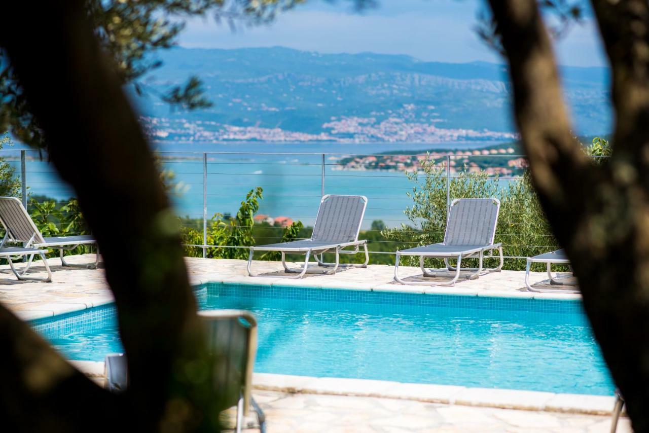 Holiday House Rosalia With Seaview And Swimming Pool Suzan エクステリア 写真
